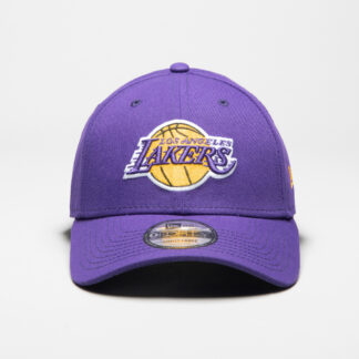 New Era vyvinula túto šiltovku pre všetkých fanúšikov tímu Los Angeles Lakers. Jazýček v zadnej časti umožňuje dokonalé nastavenie.