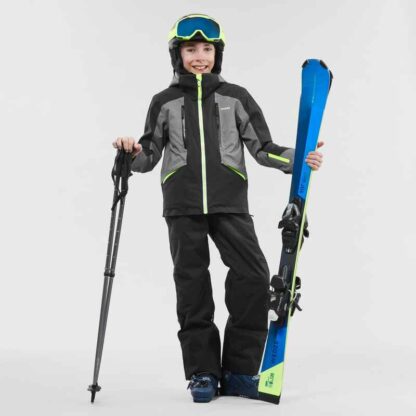 aby dieťa sprevádzali pri jeho lyžiarskych výkonoch.