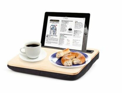Dřevěný stolek na tablet z kategórie Darčeky a hračky | Darčeky - dom a záhrada kúpite na Kokiskashop.sk za 22.09 €.