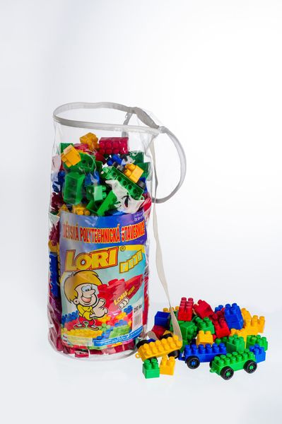 LORI 2Stavebnice plast 2v plastovom vreci 30x45x22cm z kategórie Darčeky a hračky | Detské hry | Stavebnice na hranie | Lori kúpite na Kokiskashop.sk za 46.99 €.